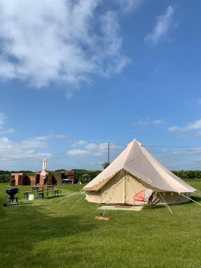 Ashcroft Glamping Hotel Dereham Exterior photo